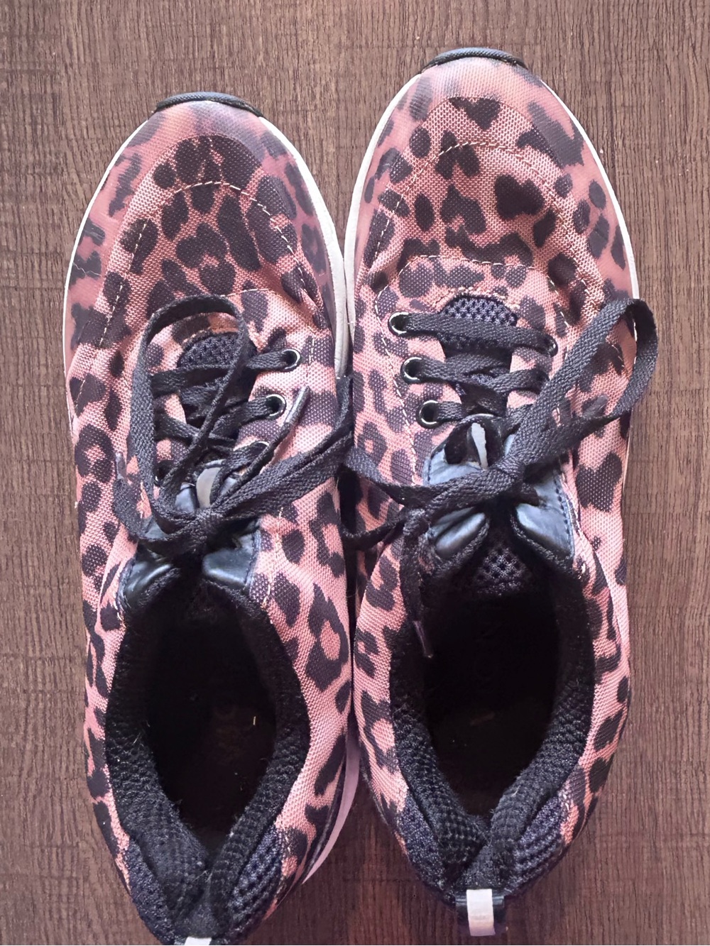 Vionic Leopard Print Athletic Sneakers - Picture 2 of 10